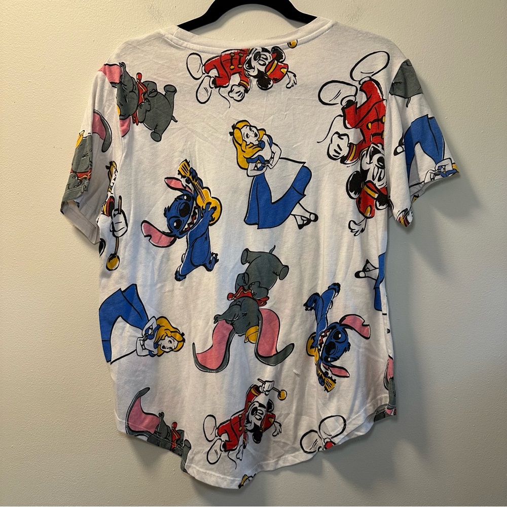 Disney 100th Year Anniversary Women’s White Animated Character Tee Sz XL - Picture 3 of 4